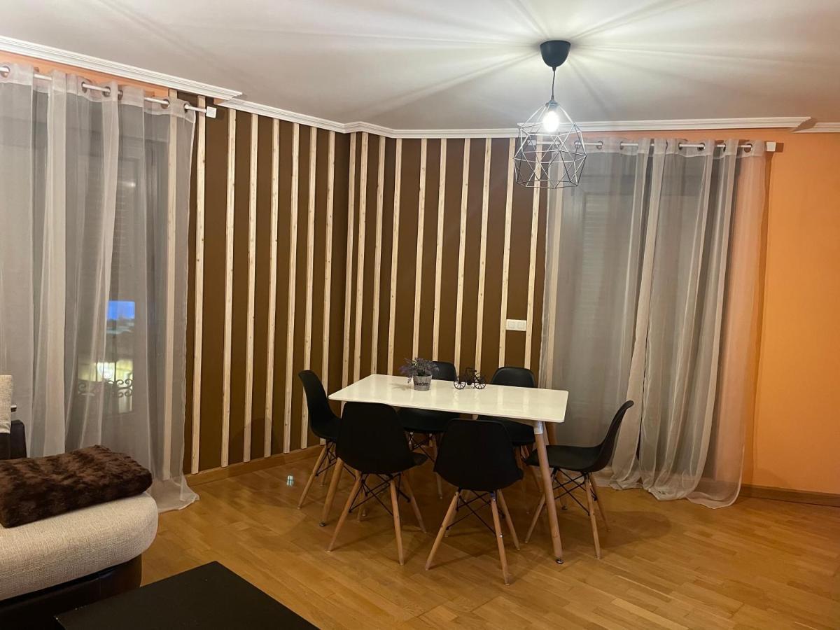 Sumergete En Leon I Y II Vivienda Turistica Luaran gambar